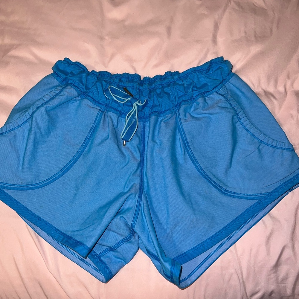 RETRO LULULEMON HOTTY HOT SHORTS